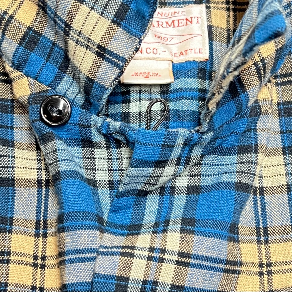 Filson Elk Heights Camp Flannel Button Down Shirt Sz S EUC Camping Hiking Trail - Picture 4 of 7